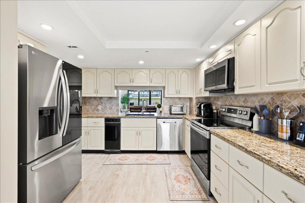 1167 Hillsboro Mile, Unit 509, Hillsboro Beach, FL 33062 Photo