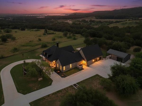 2125 Canyon Wren Loop, Graford, TX 76449