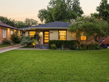 2111 Melbourne Avenue, Dallas, TX 75224