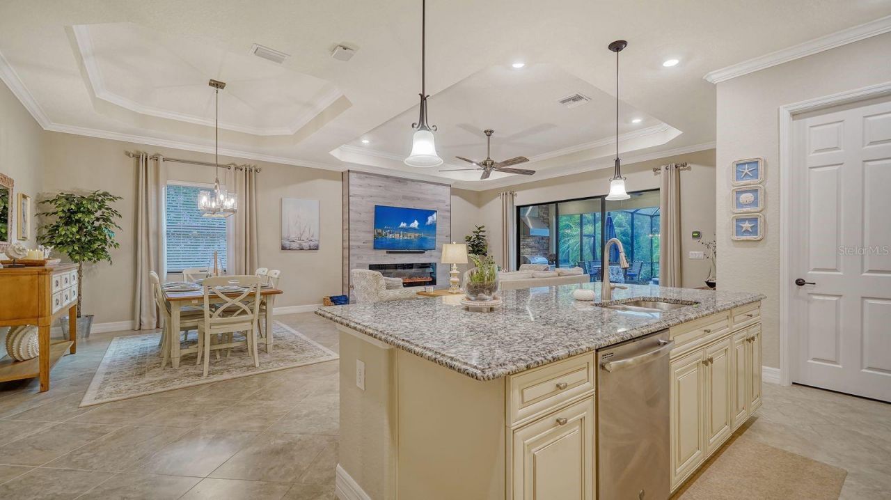 17467 Hickok Belt Loop, Bradenton, FL 34211 Photo
