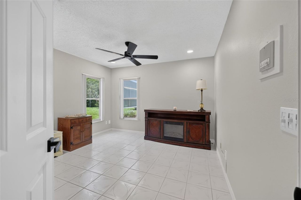 19025 SW 98th Loop, Dunnellon, FL 34432 Photo