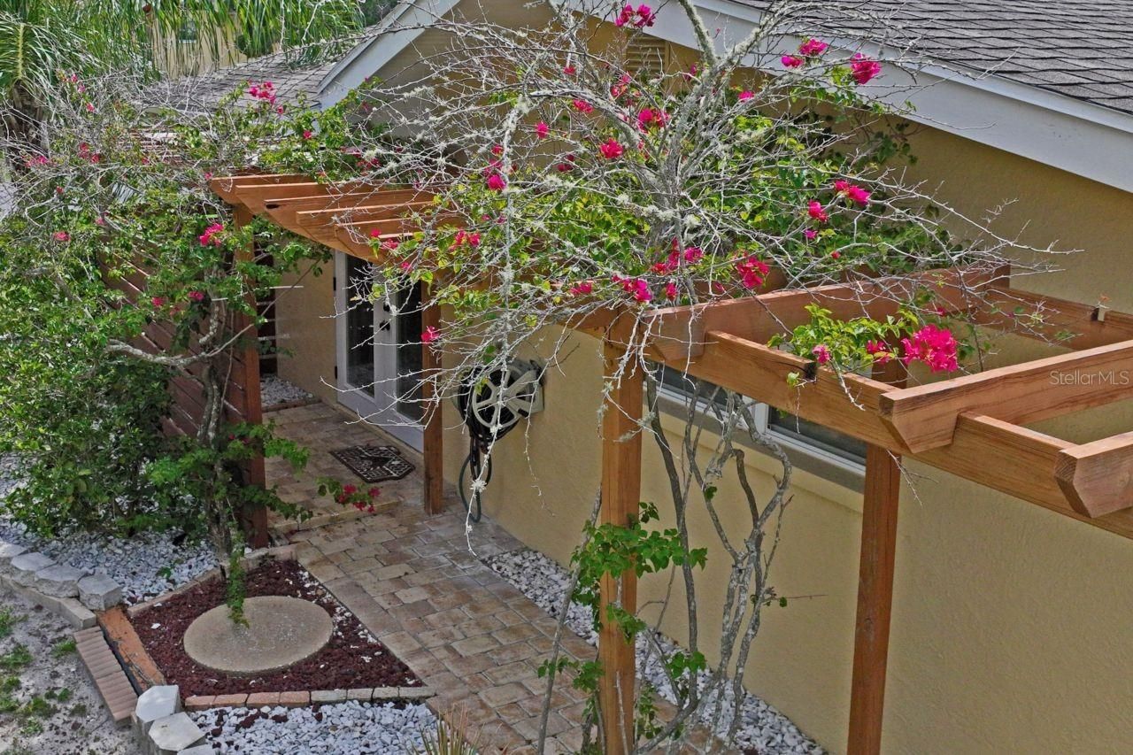 6245 Warren Ave, New Port Richey, FL 34653 Photo