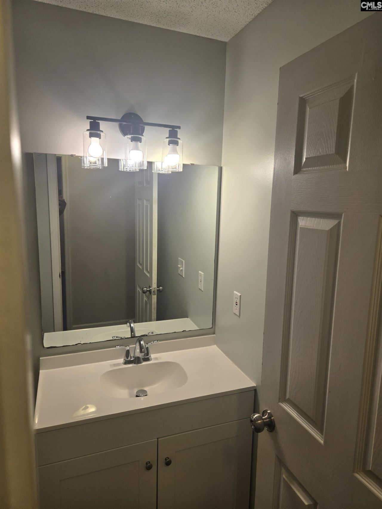 100 Millstone Court  Photo 22