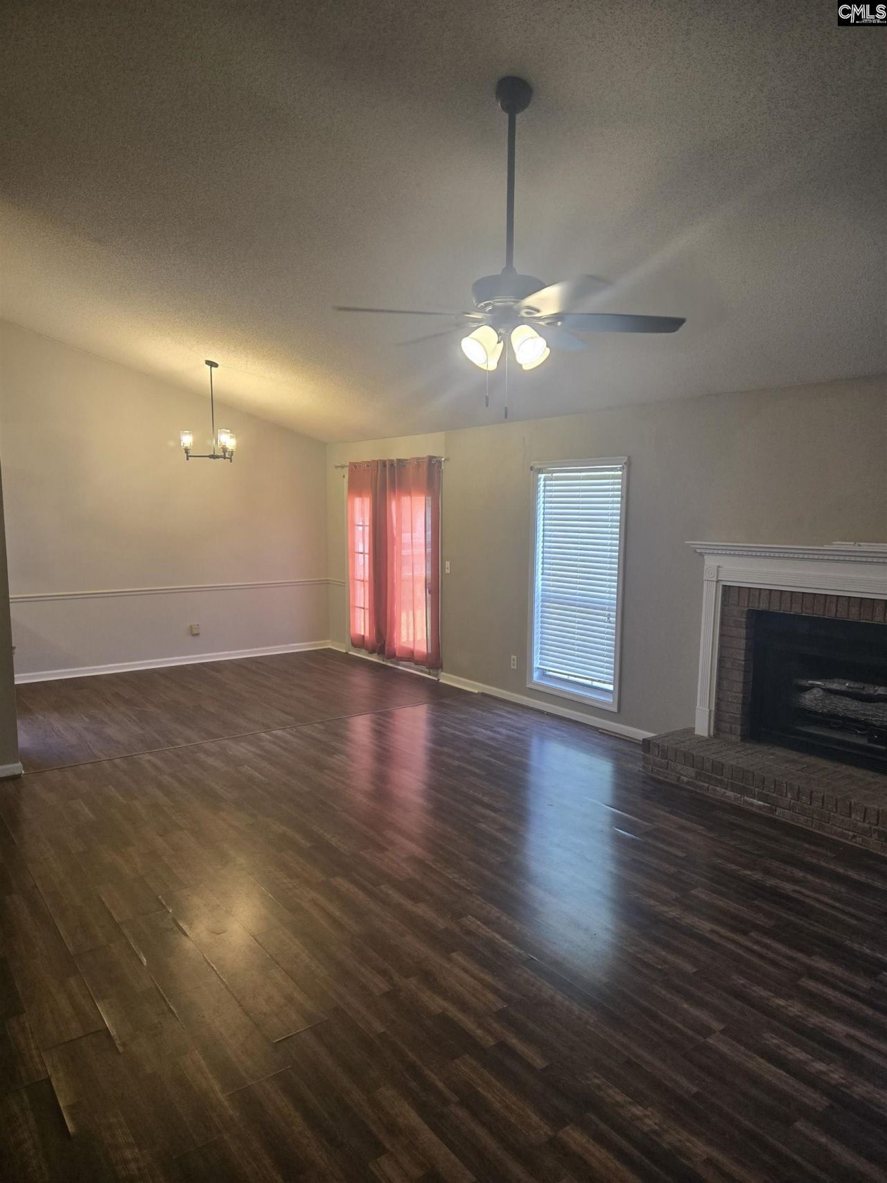 100 Millstone Court  Photo 5
