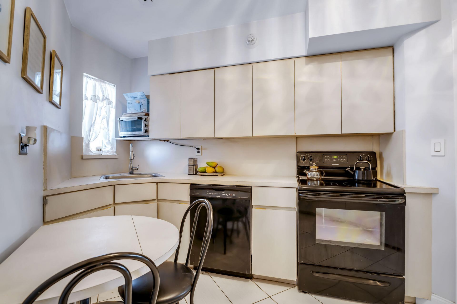 1920 S Ocean Drive, Unit 306, Fort Lauderdale, FL 33316 Photo