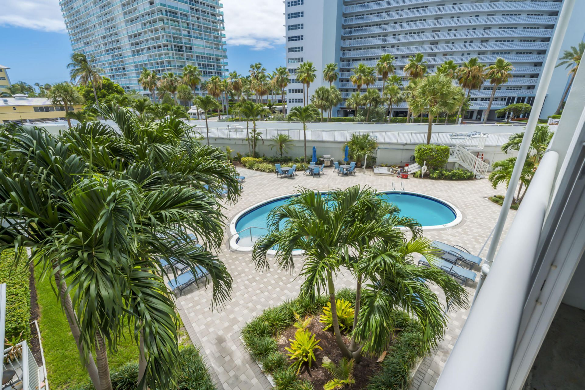 1920 S Ocean Drive, Unit 306, Fort Lauderdale, FL 33316 Photo