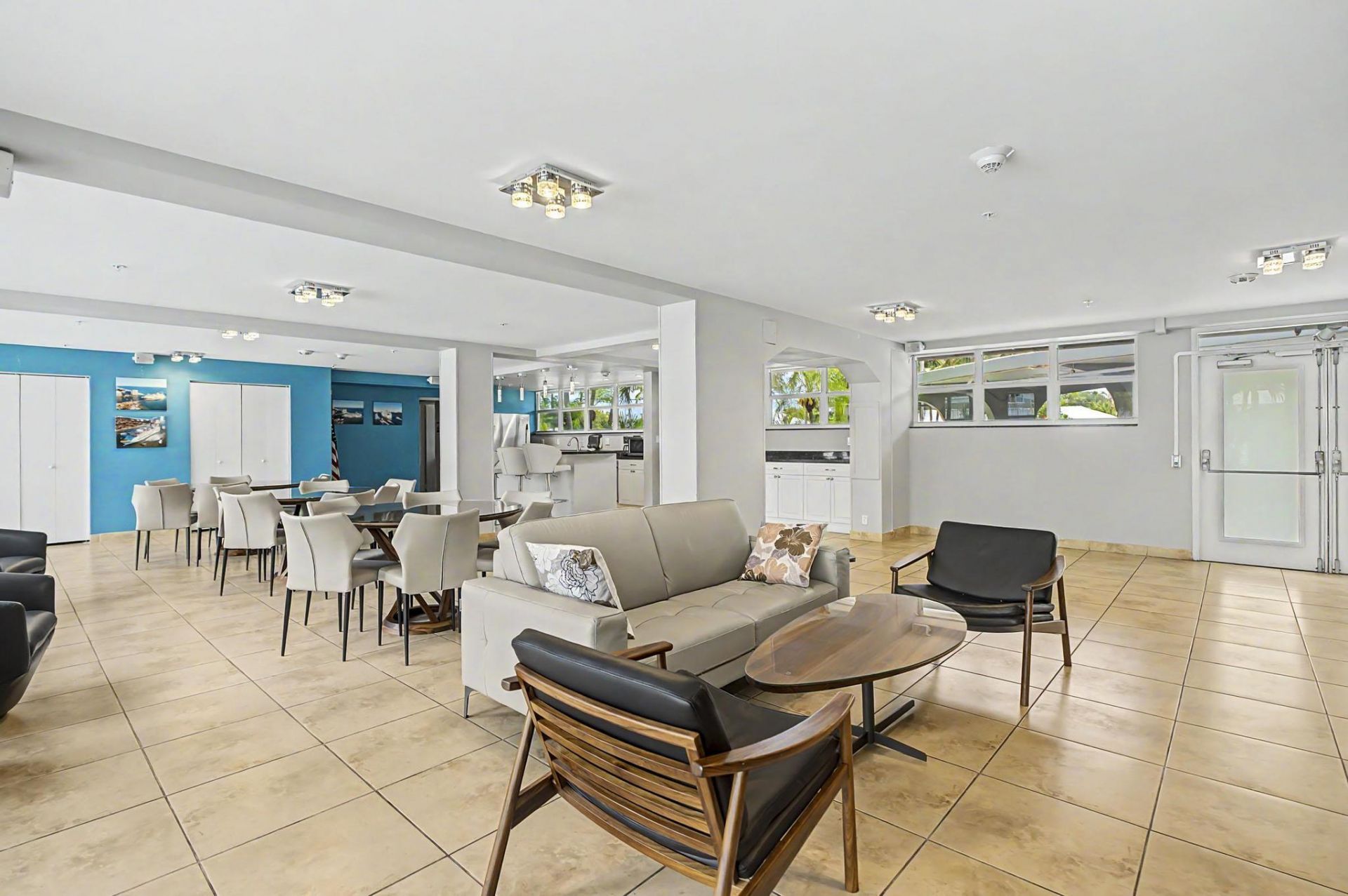 1920 S Ocean Drive, Unit 306, Fort Lauderdale, FL 33316 Photo