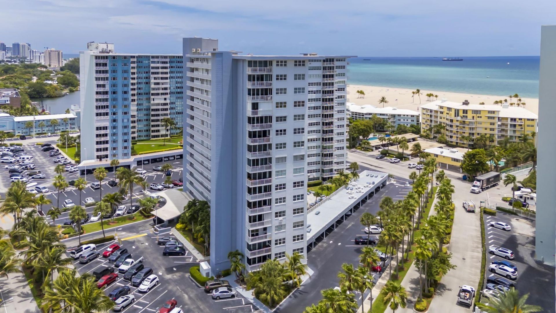 1920 S Ocean Drive, Unit 306, Fort Lauderdale, FL 33316 Photo