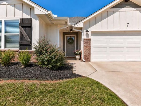 9113 Anaum Lane, Yukon, OK 73099