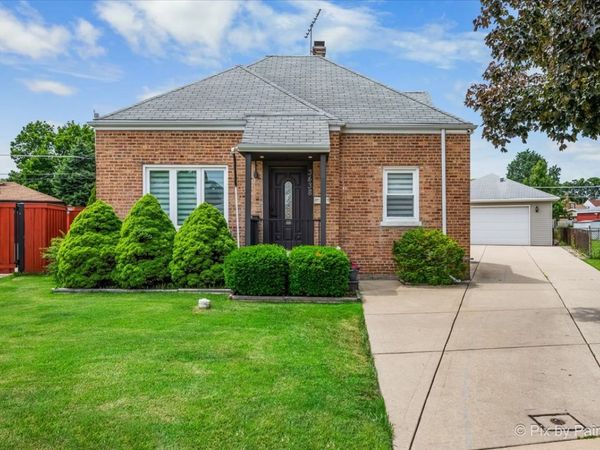 3438 La Salle Court, Franklin Park, IL 60131