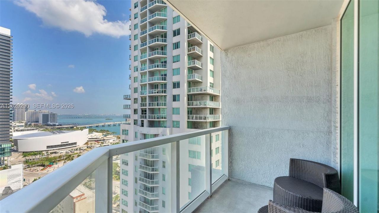 253 NE 2nd St , Unit 2902, Miami, FL 33132 Photo