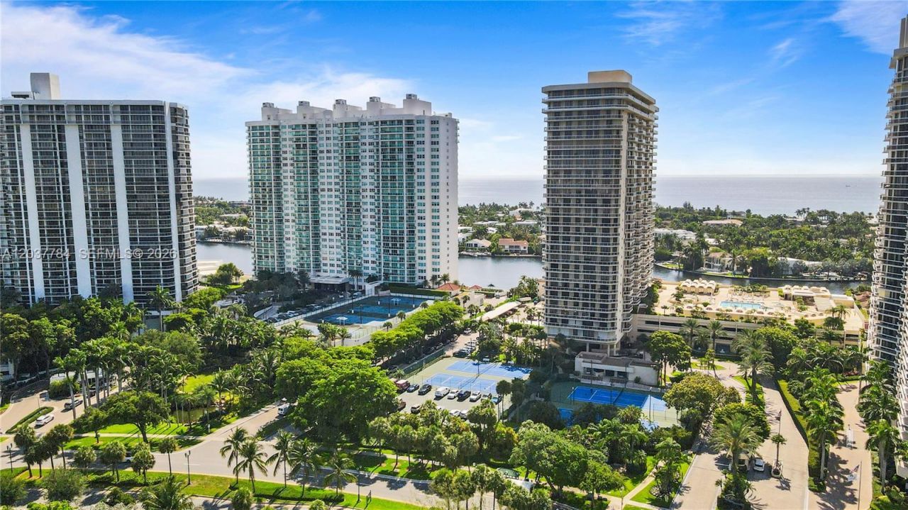 20191 E Country Club Dr, Unit 803, Aventura, FL 33180 Photo