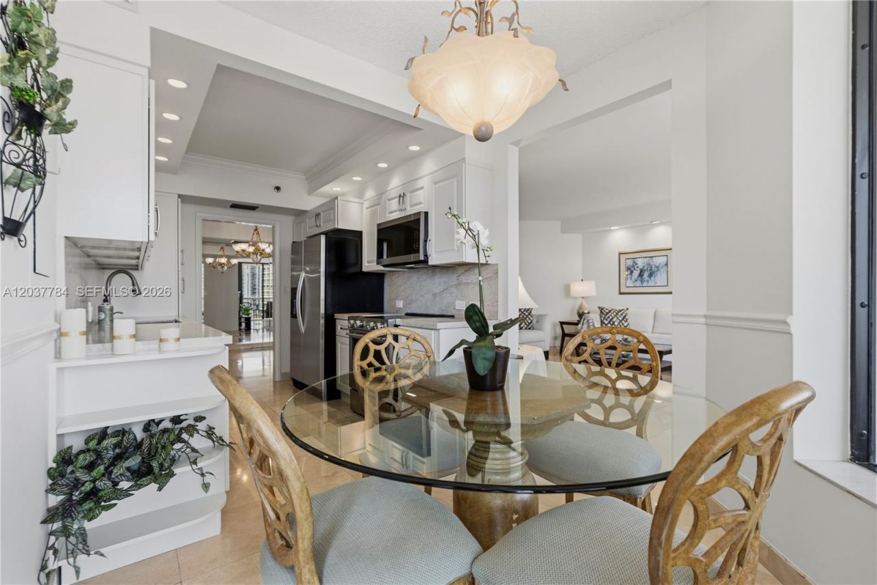 20191 E Country Club Dr, Unit 803, Aventura, FL 33180 Photo