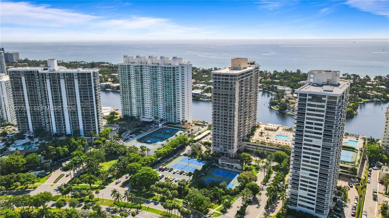 20191 E Country Club Dr, Unit 803, Aventura, FL 33180 Photo