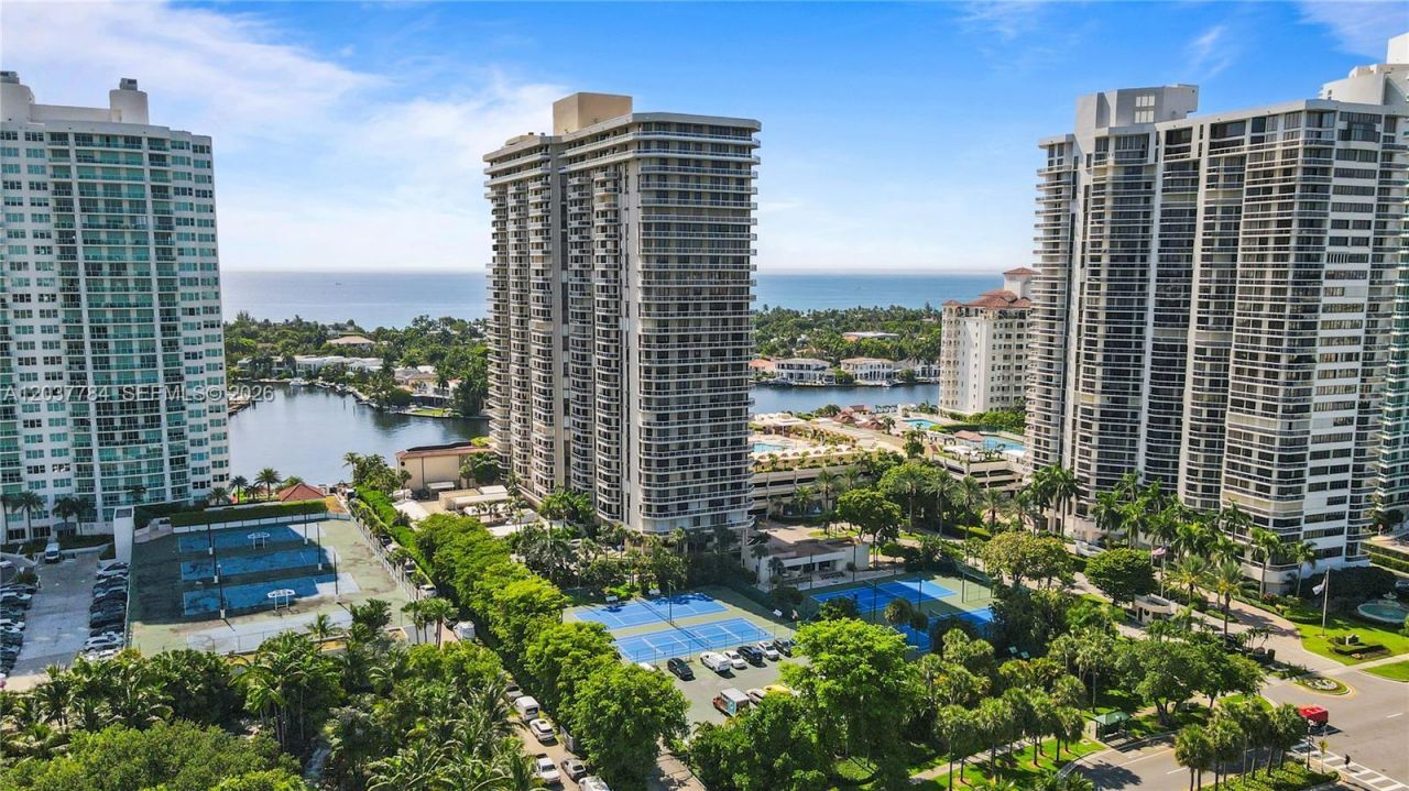 20191 E Country Club Dr, Unit 803, Aventura, FL 33180 Photo