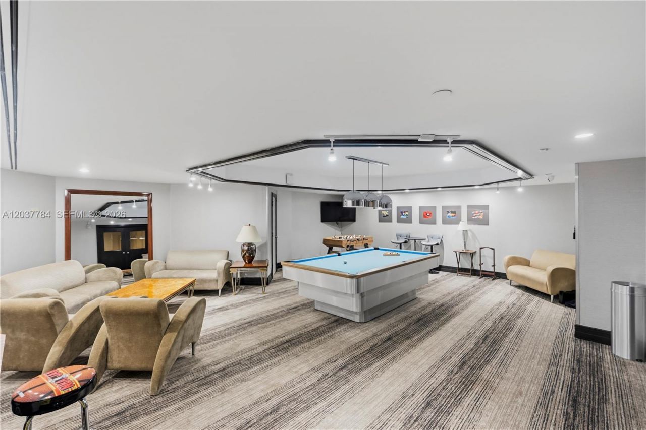 20191 E Country Club Dr, Unit 803, Aventura, FL 33180 Photo
