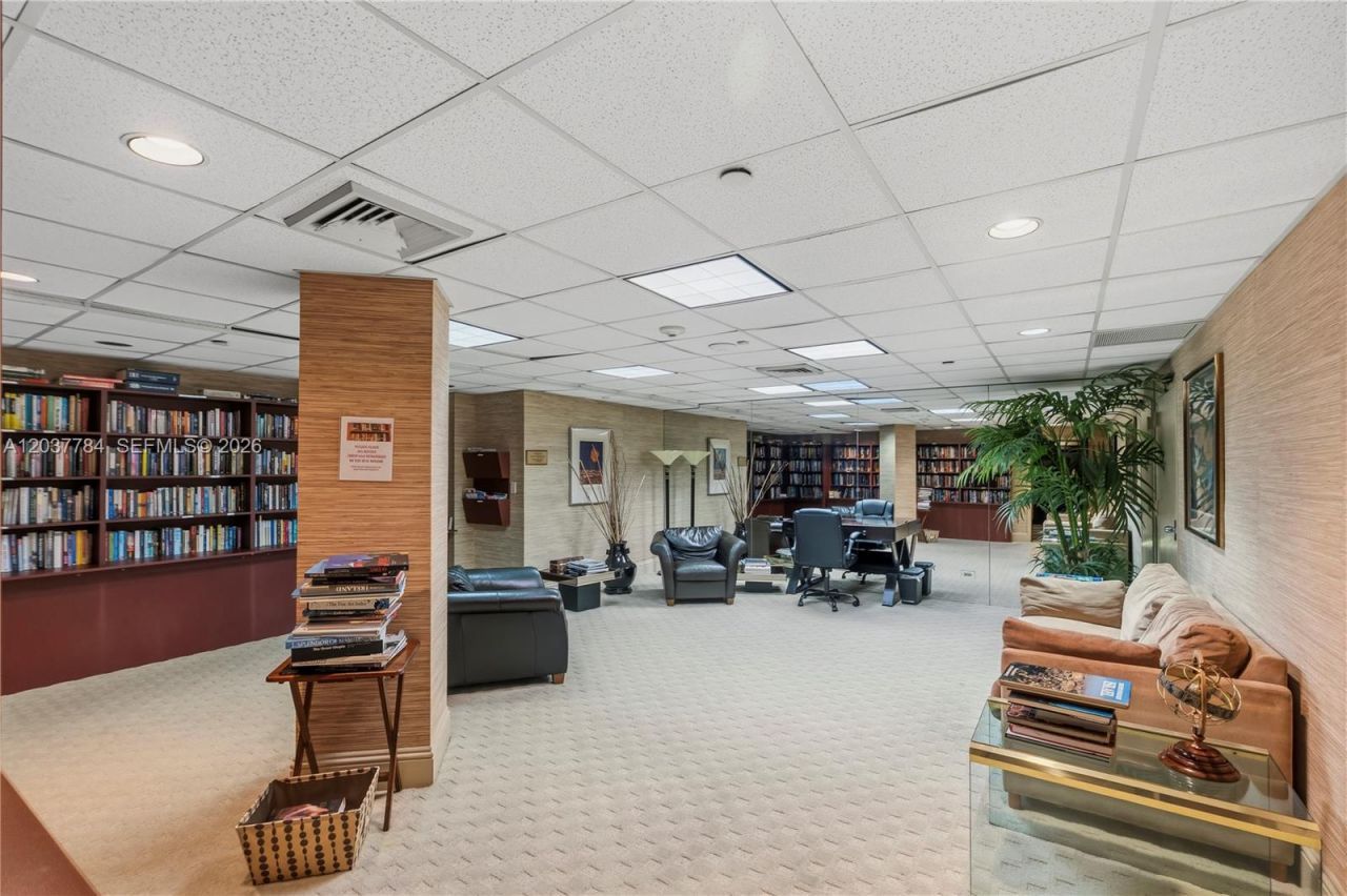 20191 E Country Club Dr, Unit 803, Aventura, FL 33180 Photo