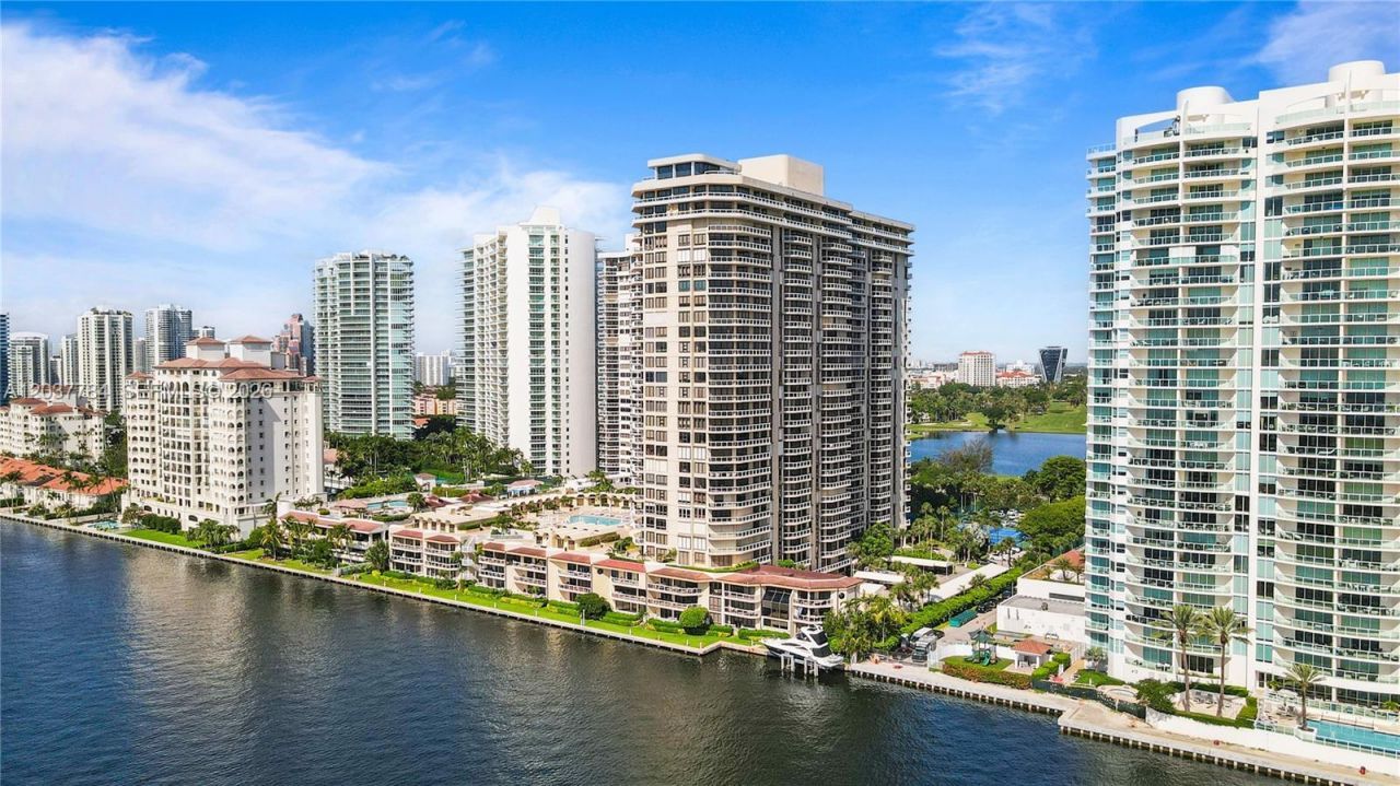 20191 E Country Club Dr, Unit 803, Aventura, FL 33180 Photo