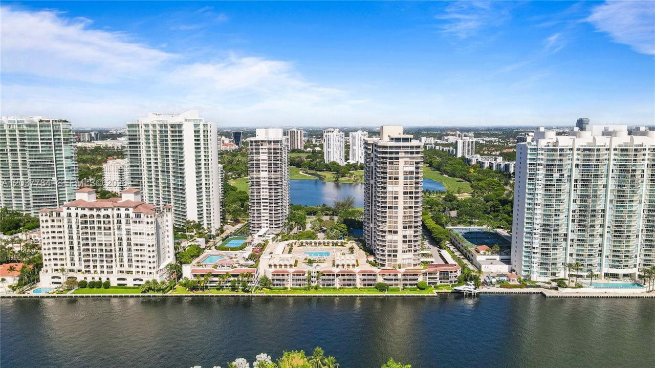 20191 E Country Club Dr, Unit 803, Aventura, FL 33180 Photo