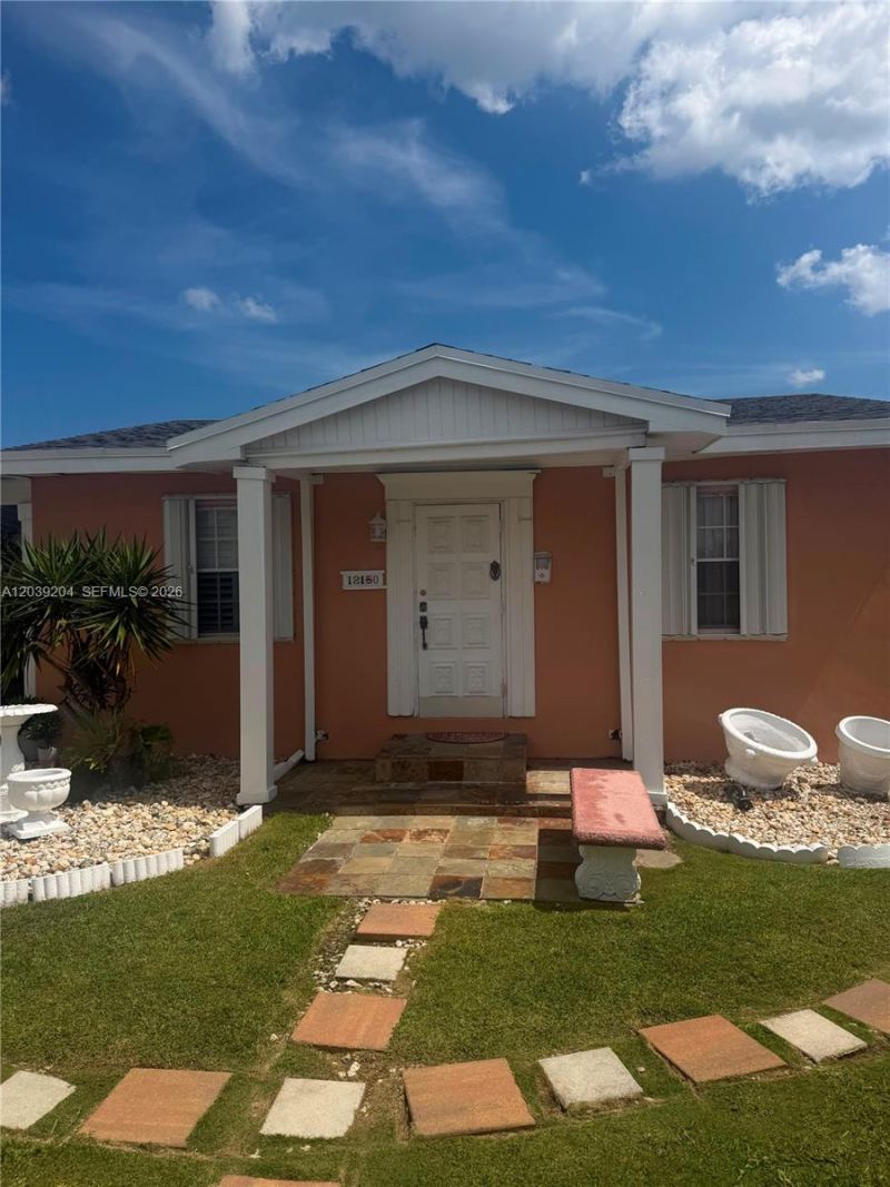 12150 SW 213th Ter , Miami, FL 33177 Photo