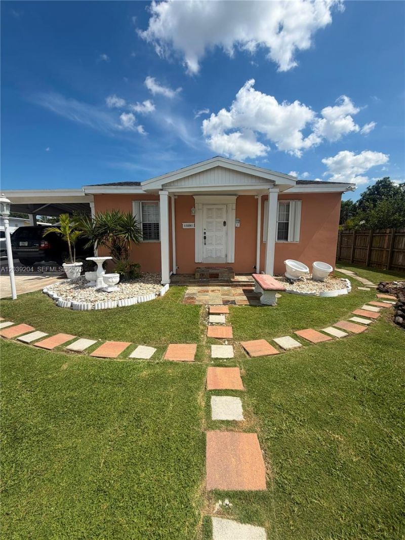 12150 SW 213th Ter , Miami, FL 33177 Photo