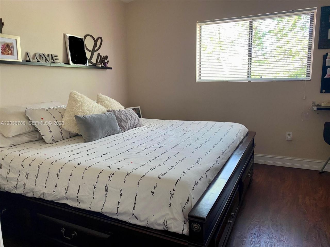 450 W Palm Cir W, Unit 301, Pembroke Pines, FL 33025 Photo