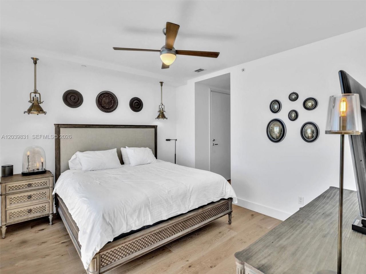 1300 E Brickell Bay Dr, Unit 4202, Miami, FL 33131 Photo
