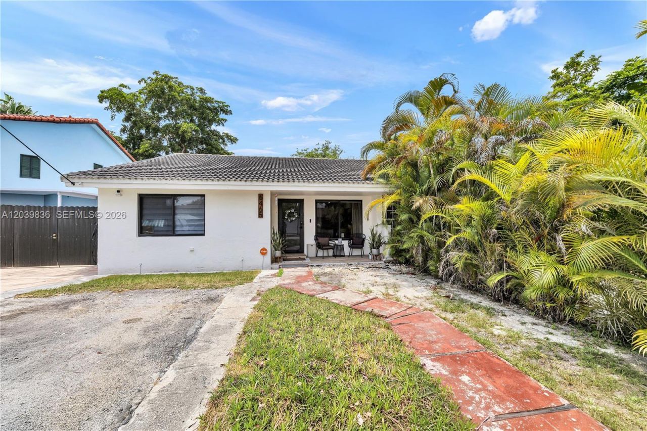 6465 SW 135th Ave, Miami, FL 33183 Photo
