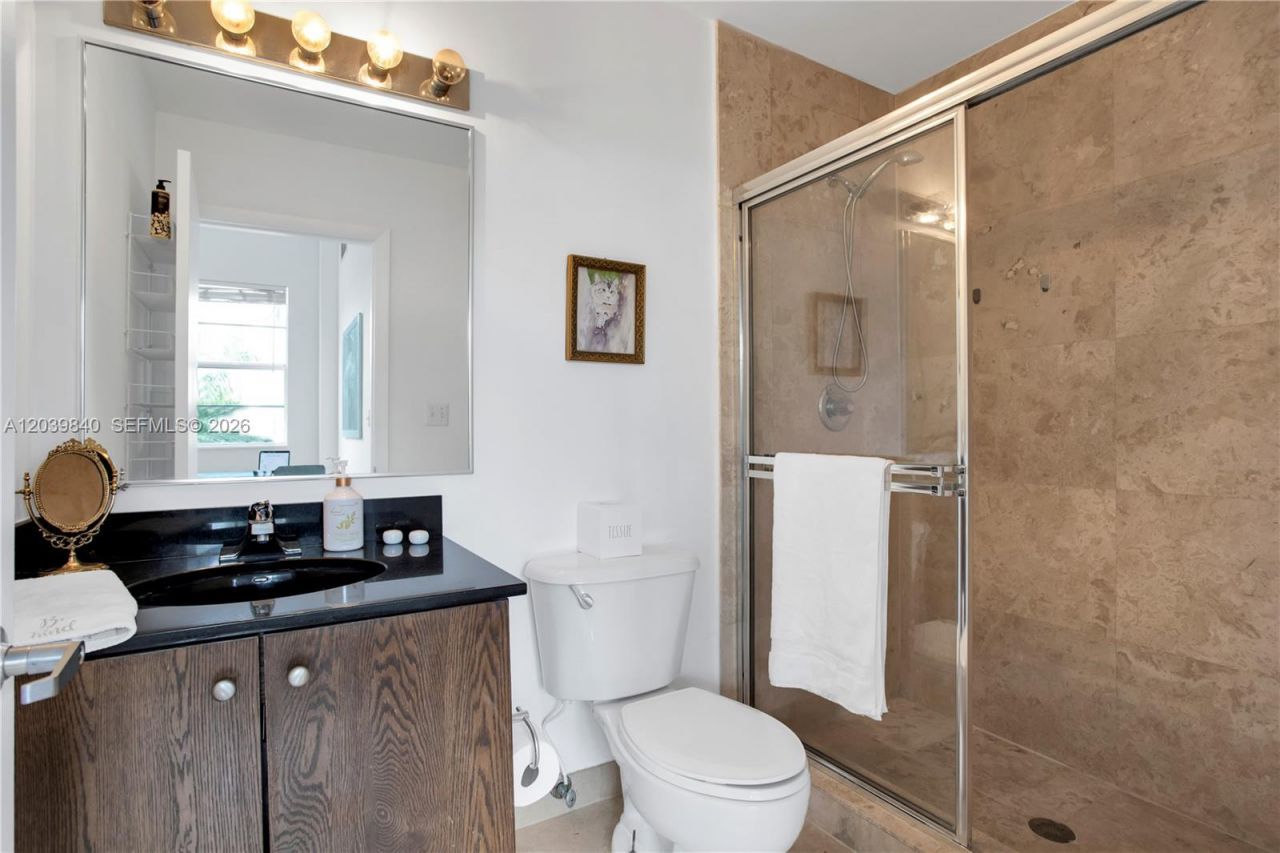 935 Euclid Ave , Unit 8, Miami Beach, FL 33139 Photo