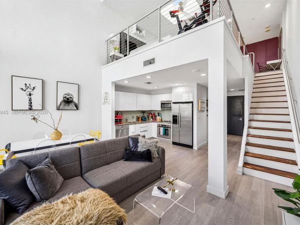 1050 Brickell Ave , Unit 420, Miami, FL 33131