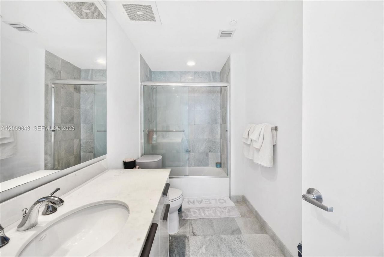 1050 Brickell Ave , Unit 420, Miami, FL 33131 Photo