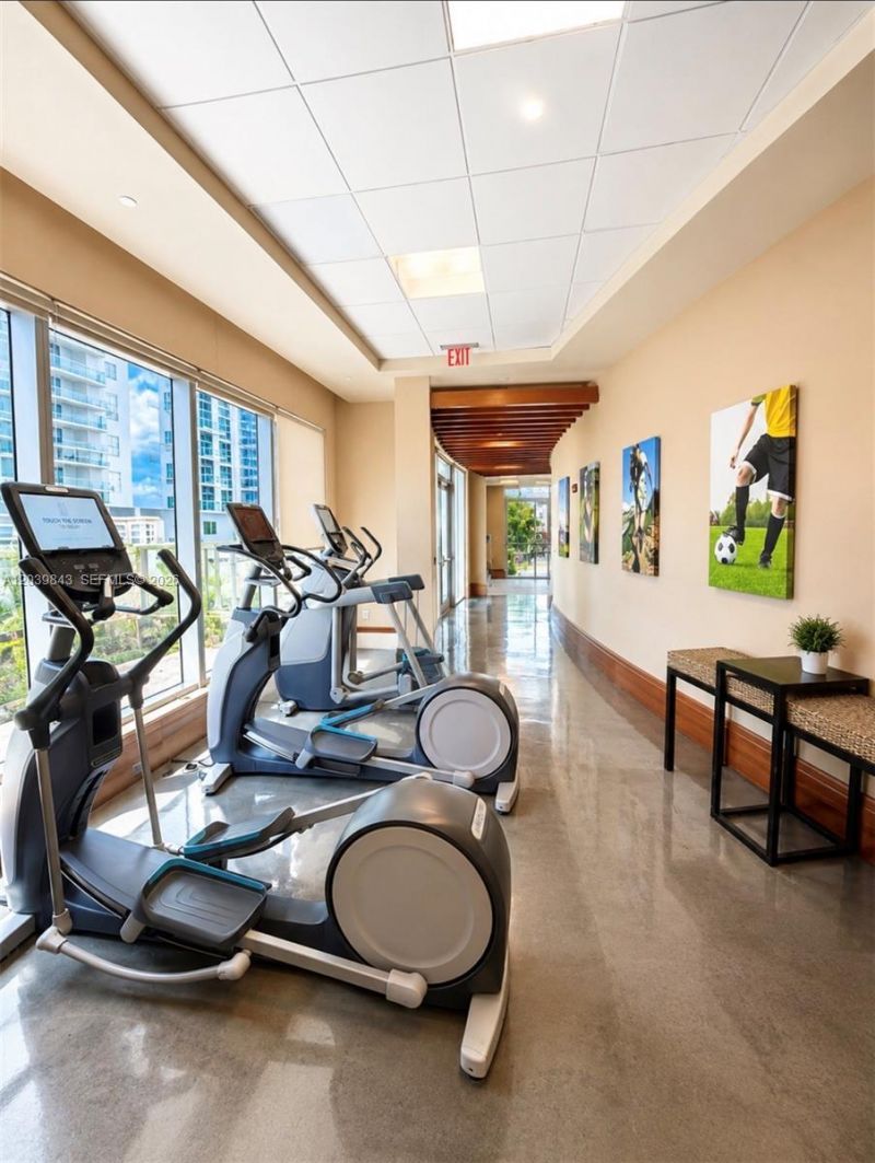 1050 Brickell Ave , Unit 420, Miami, FL 33131 Photo