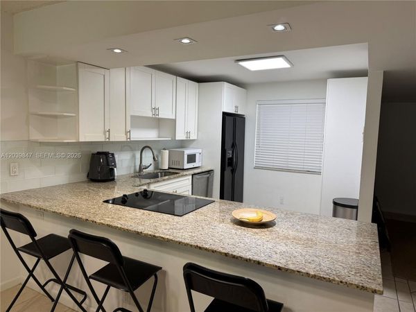 Unit 102, Weston, FL 33326