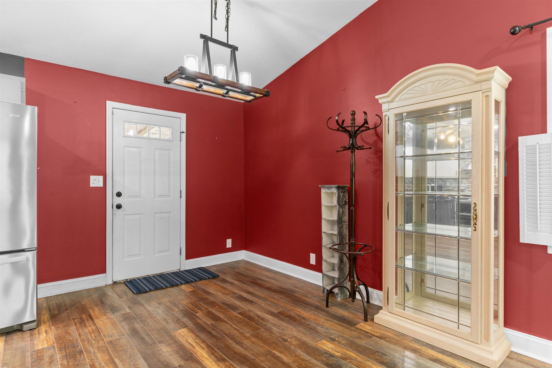 98 Wolf Dr. Photo 10