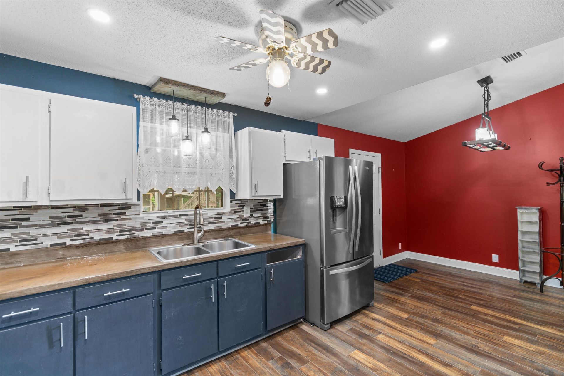 98 Wolf Dr. Photo 11