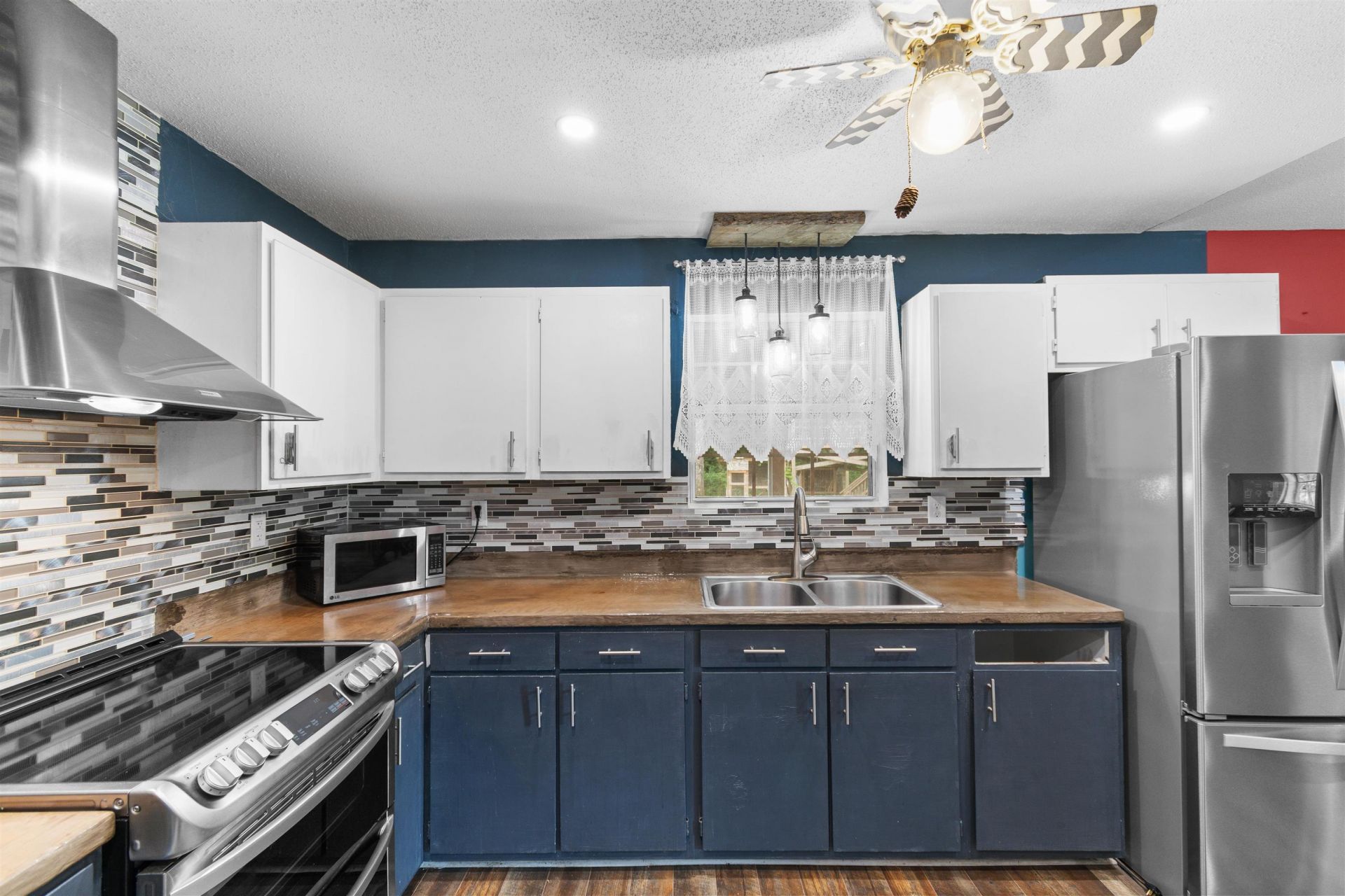 98 Wolf Dr. Photo 12