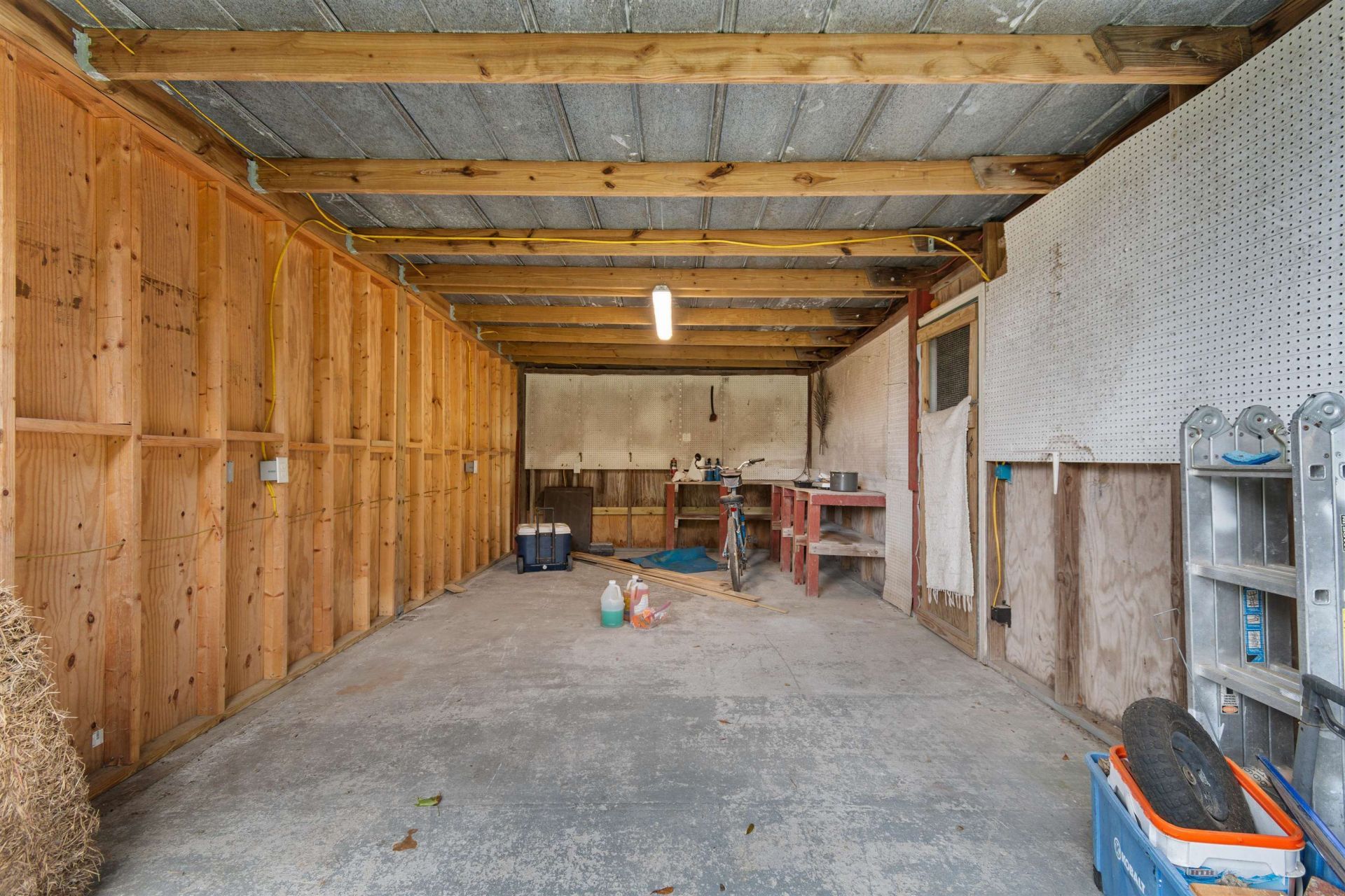 98 Wolf Dr. Photo 32
