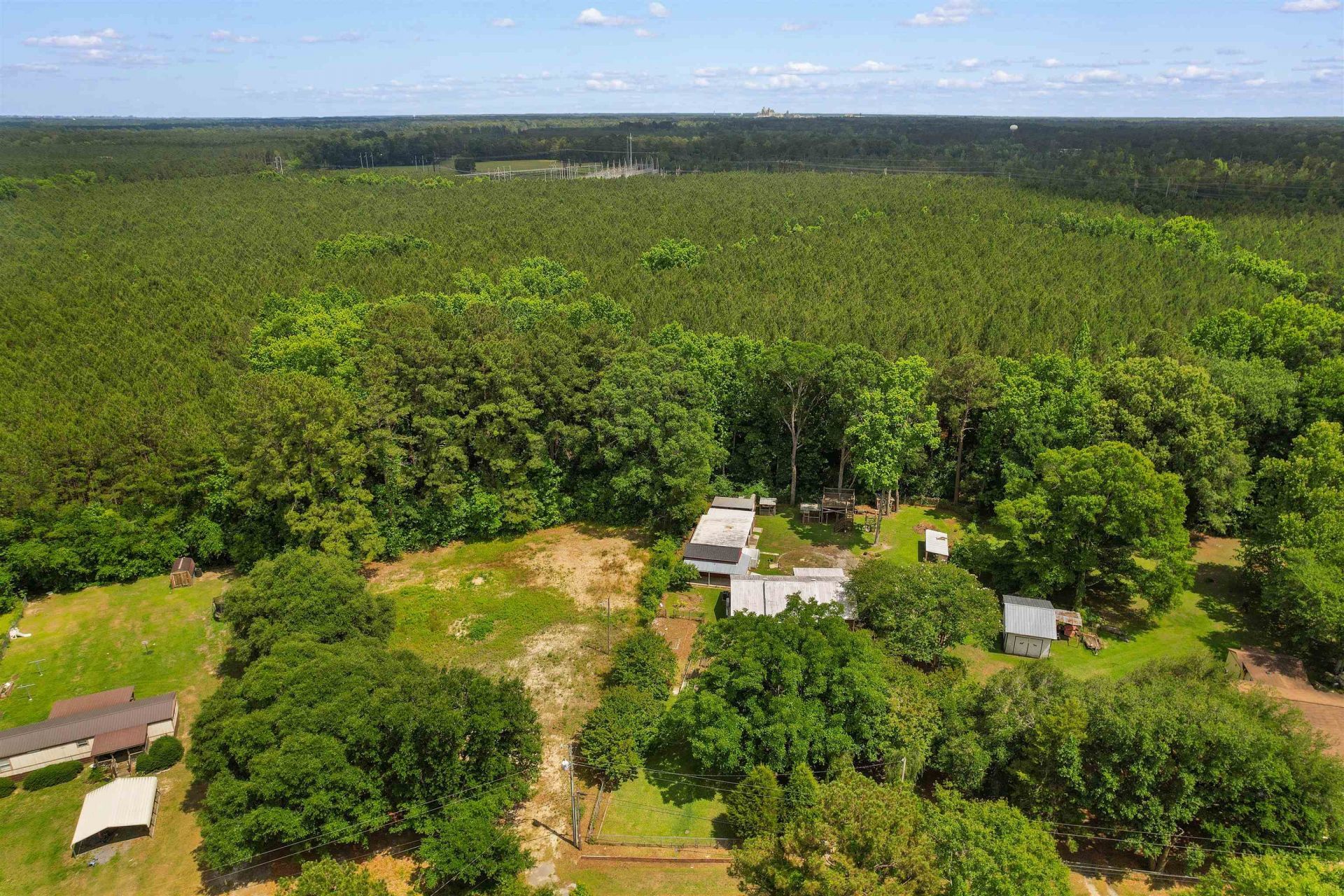 98 Wolf Dr. Photo 40