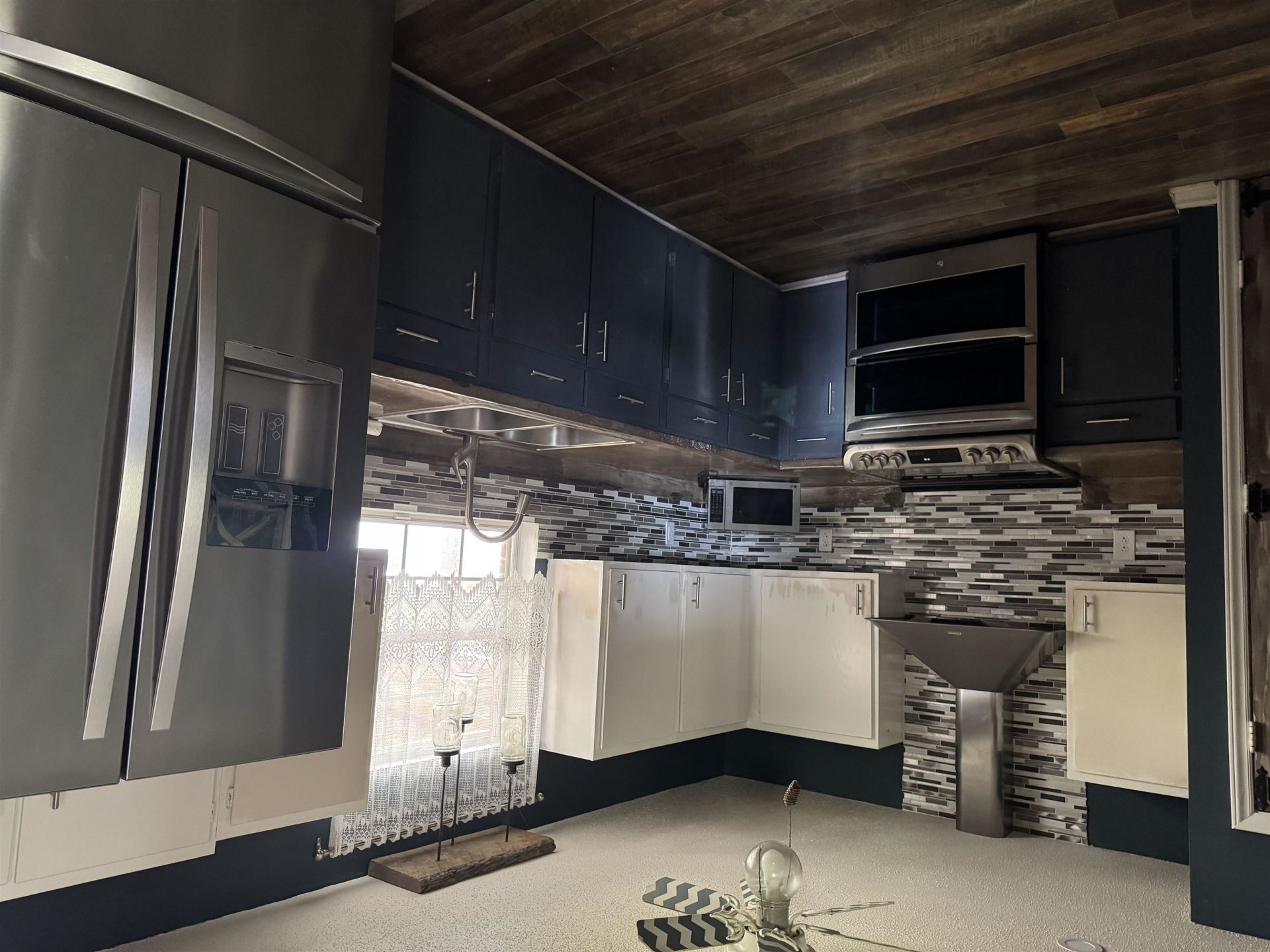 98 Wolf Dr. Photo 43