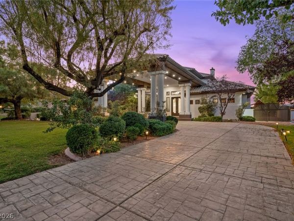 9708 Winter Palace Drive , Las Vegas, NV 89145