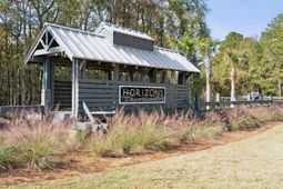 1016 Toadfish Run photo 4