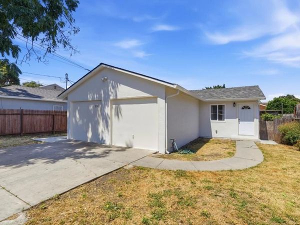 2369 Oakwood Drive, East Palo Alto, CA 94303