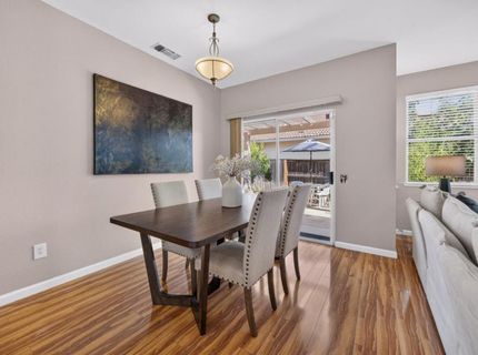 101 Aruba Cir, Sacramento, CA 95823 Photo