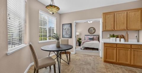 101 Aruba Cir, Sacramento, CA 95823 Photo