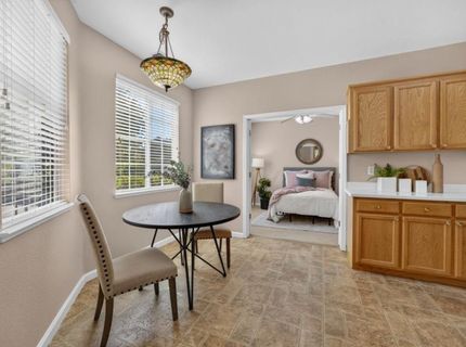 101 Aruba Cir, Sacramento, CA 95823 Photo