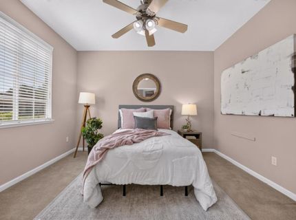 101 Aruba Cir, Sacramento, CA 95823 Photo