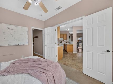 101 Aruba Cir, Sacramento, CA 95823 Photo