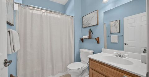 101 Aruba Cir, Sacramento, CA 95823 Photo