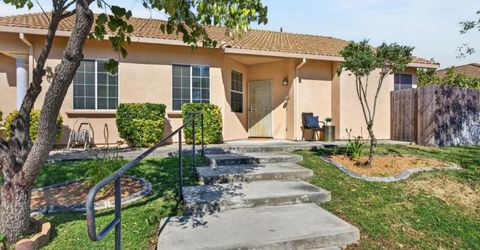 101 Aruba Cir, Sacramento, CA 95823 Photo