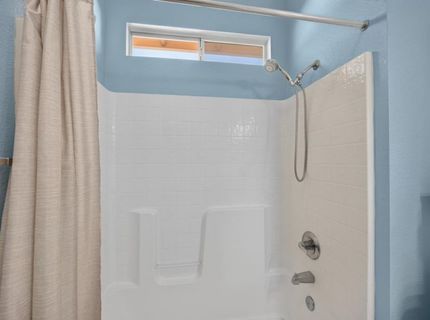 101 Aruba Cir, Sacramento, CA 95823 Photo